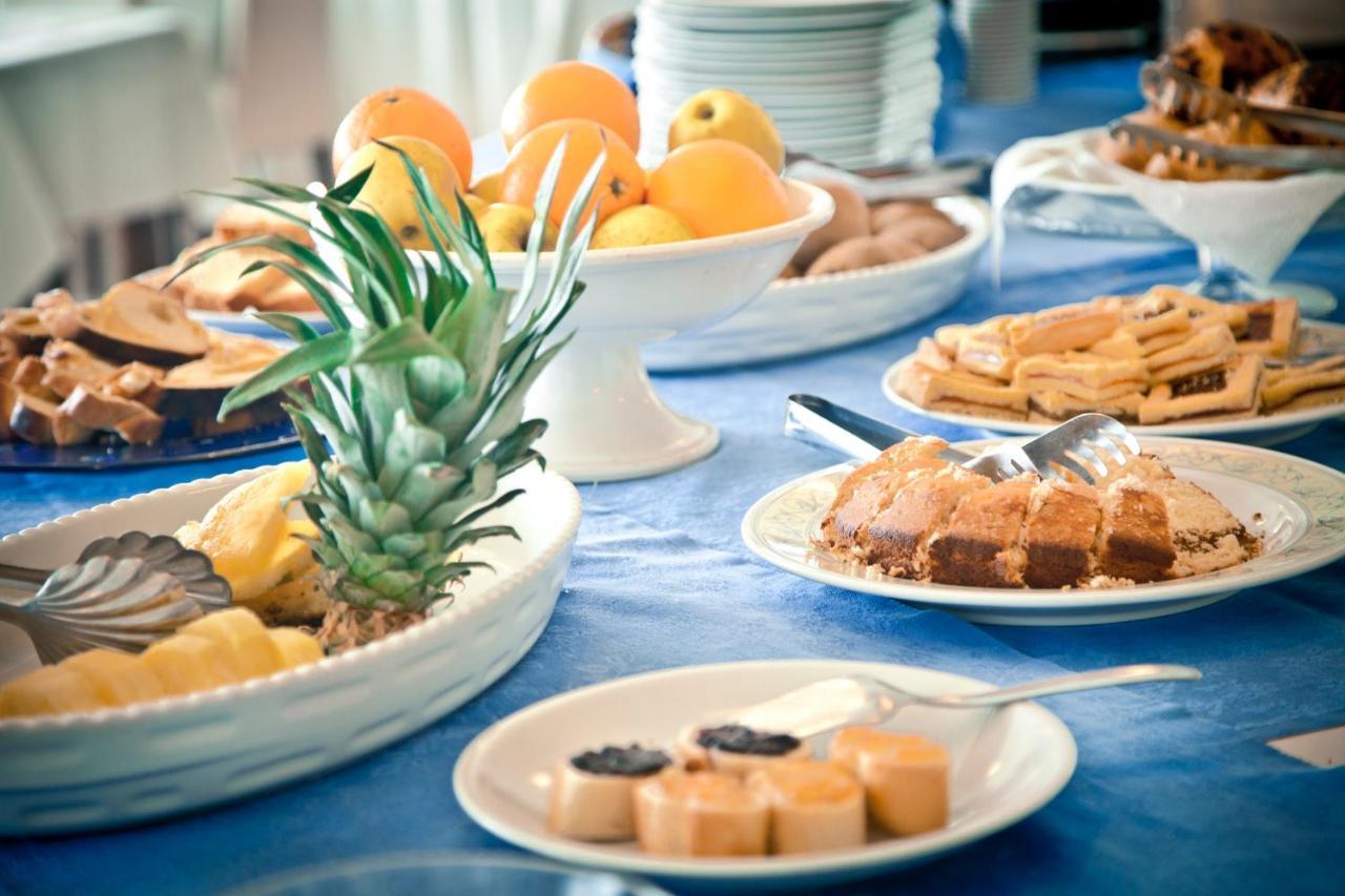 רימיני Marina Beach Suite Hotel מראה חיצוני תמונה